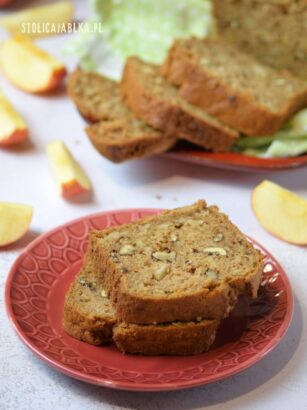 Chlebek jabłkowy ciasto jabłkowo-orzechowe