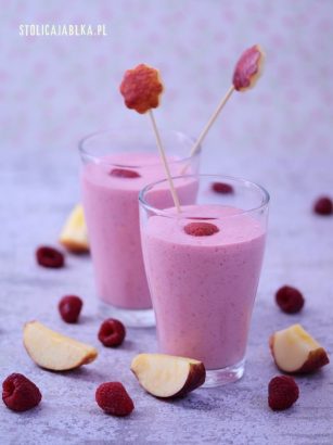 Koktajl jabłkowo-malinowy z jogurtem